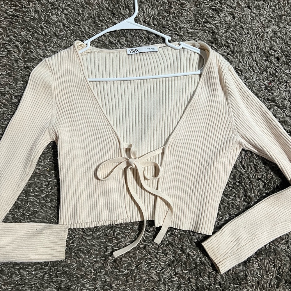 Zara cropped Cream Ribbed Knit Tie-Front cardigan